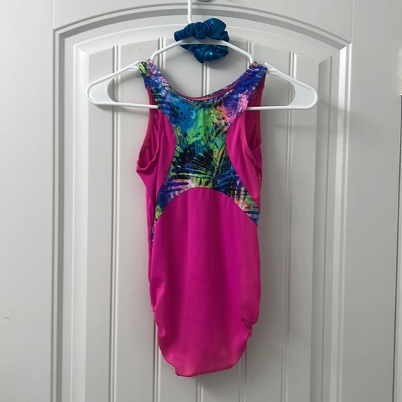 Pink Gymnastics Leotard & Scrunchie - Picture 2 of 2